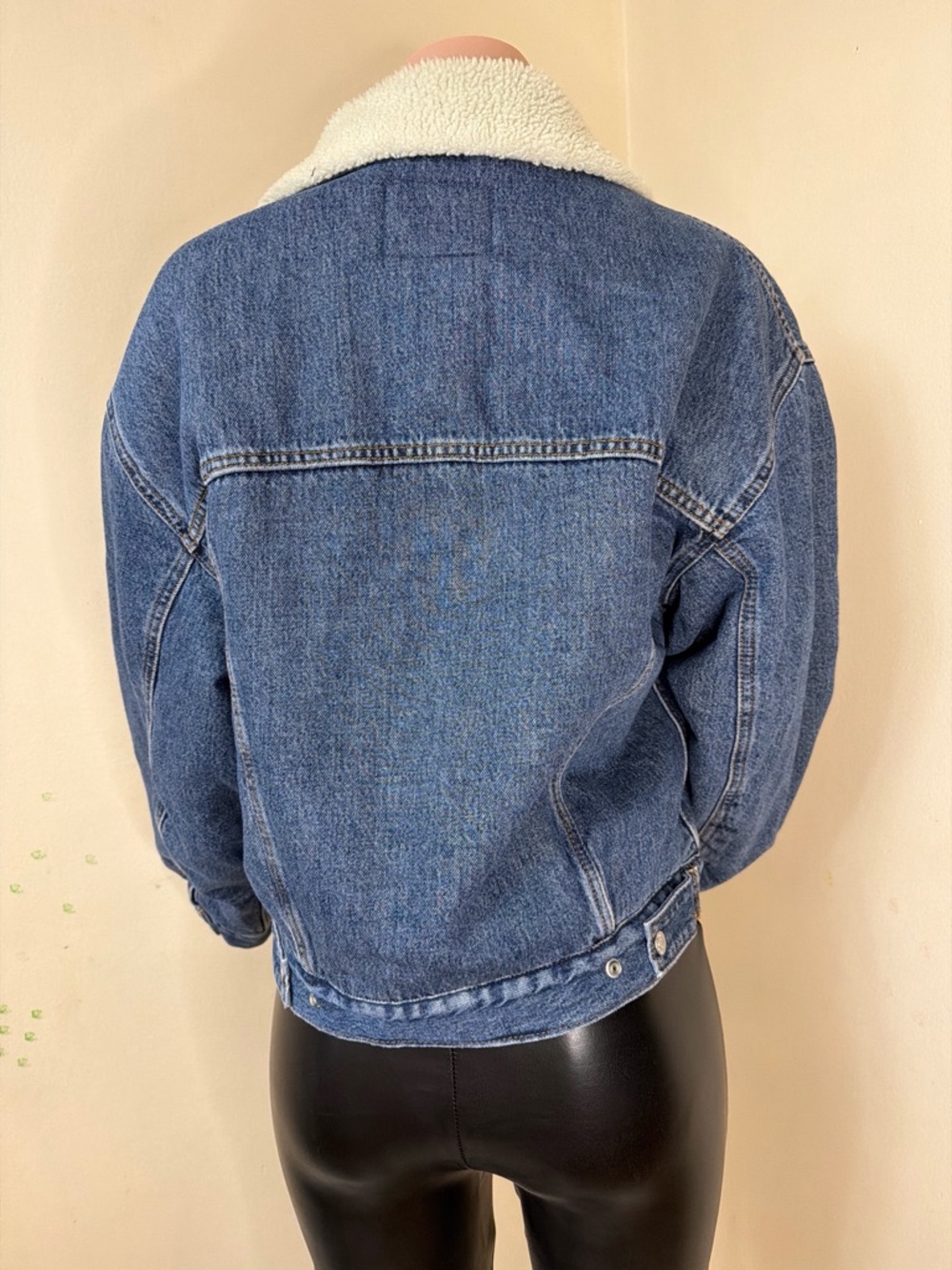 Levi's Blue Denim Sherpa Collar Jacket - Picture 5 of 7